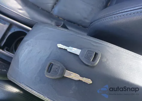 2001 Honda Accord 3.0 Ex z USA, uszkodzony, nr VIN 1HGCG22551A010842